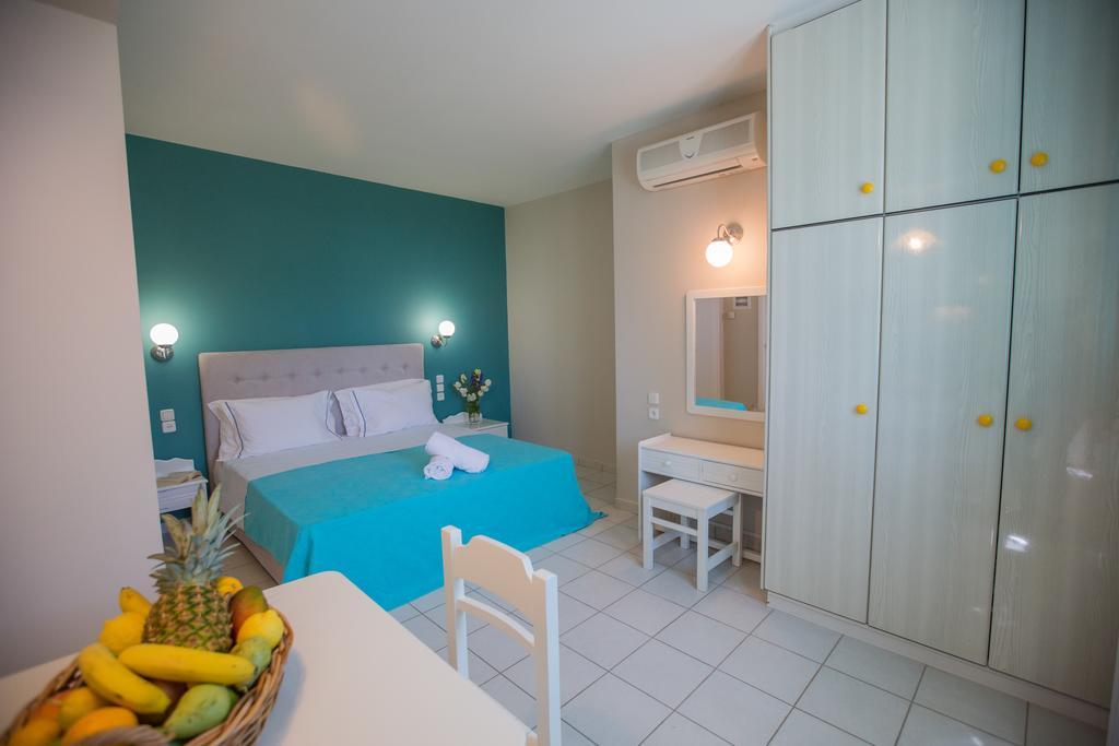 Aparthotel Theodora Lakithra
