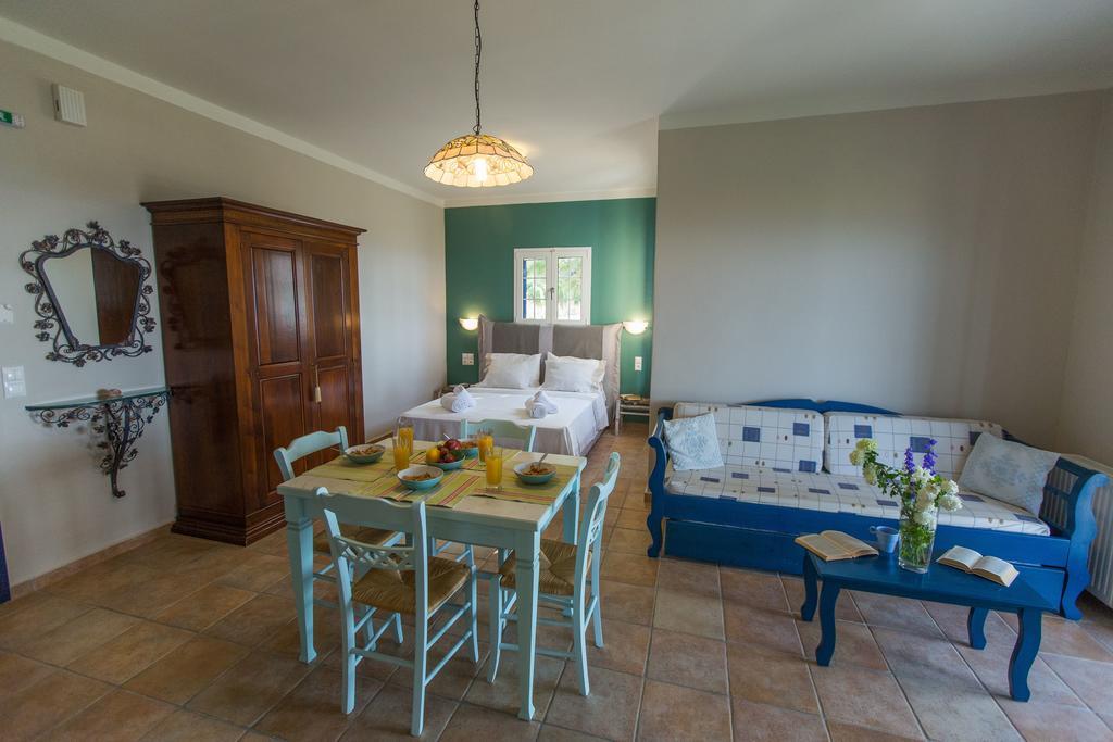 Theodora Aparthotel